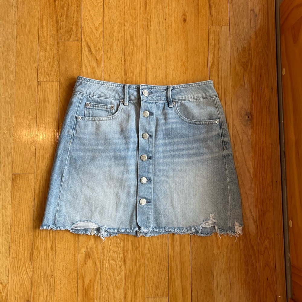 Button fly mini skirt